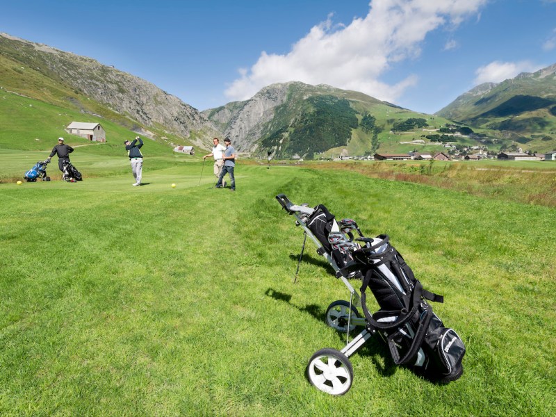 Golfen mitten in den Schweizer&nbsp;Alpen